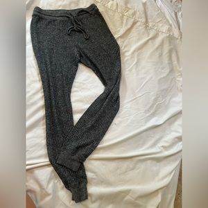 American eagle SUPER SOFT dark grey waffle joggers size M